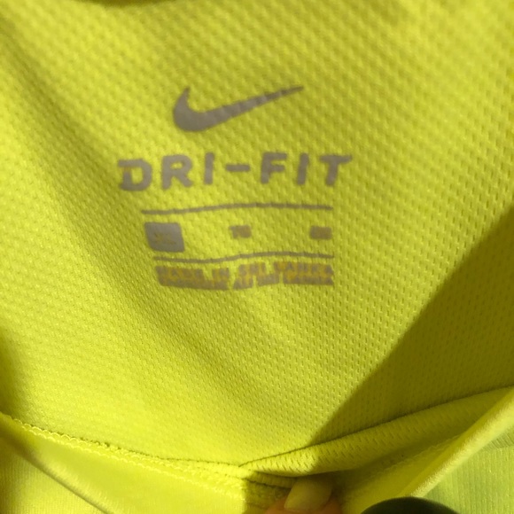 Youth boys neon yellow Nike drift shirt - Picture 2 of 2
